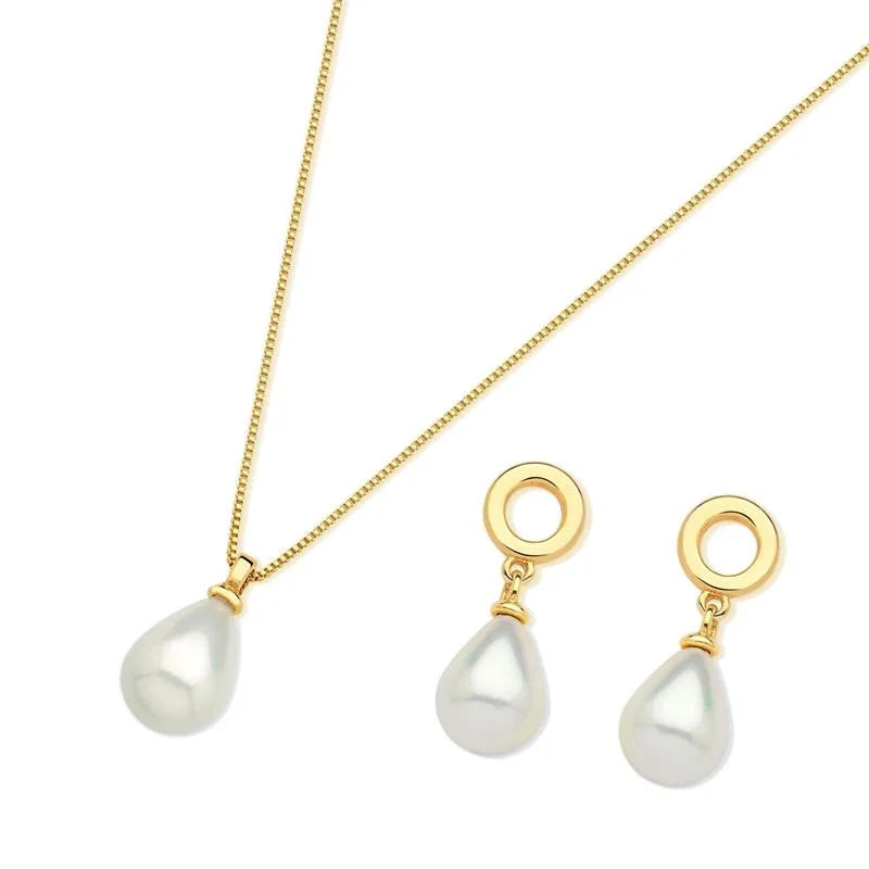 18K gold-plated set of earrings and necklace with  natural shell pearl drops