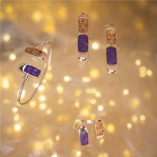 18K gold-plated bracelet with blue kyanite gemstone