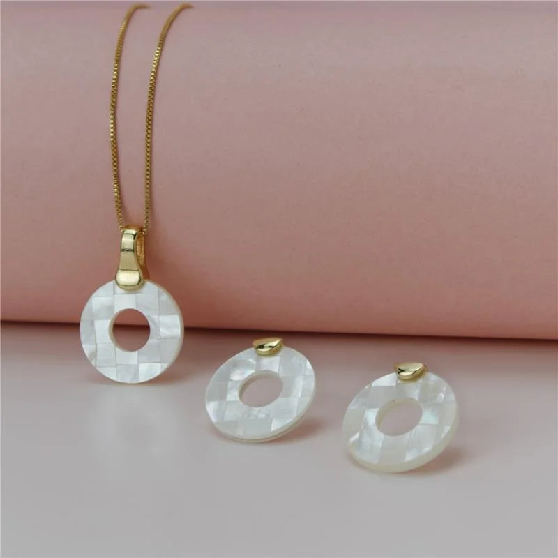18K gold-plated set of earrings and necklace with mosaic mother of pearl gemstones