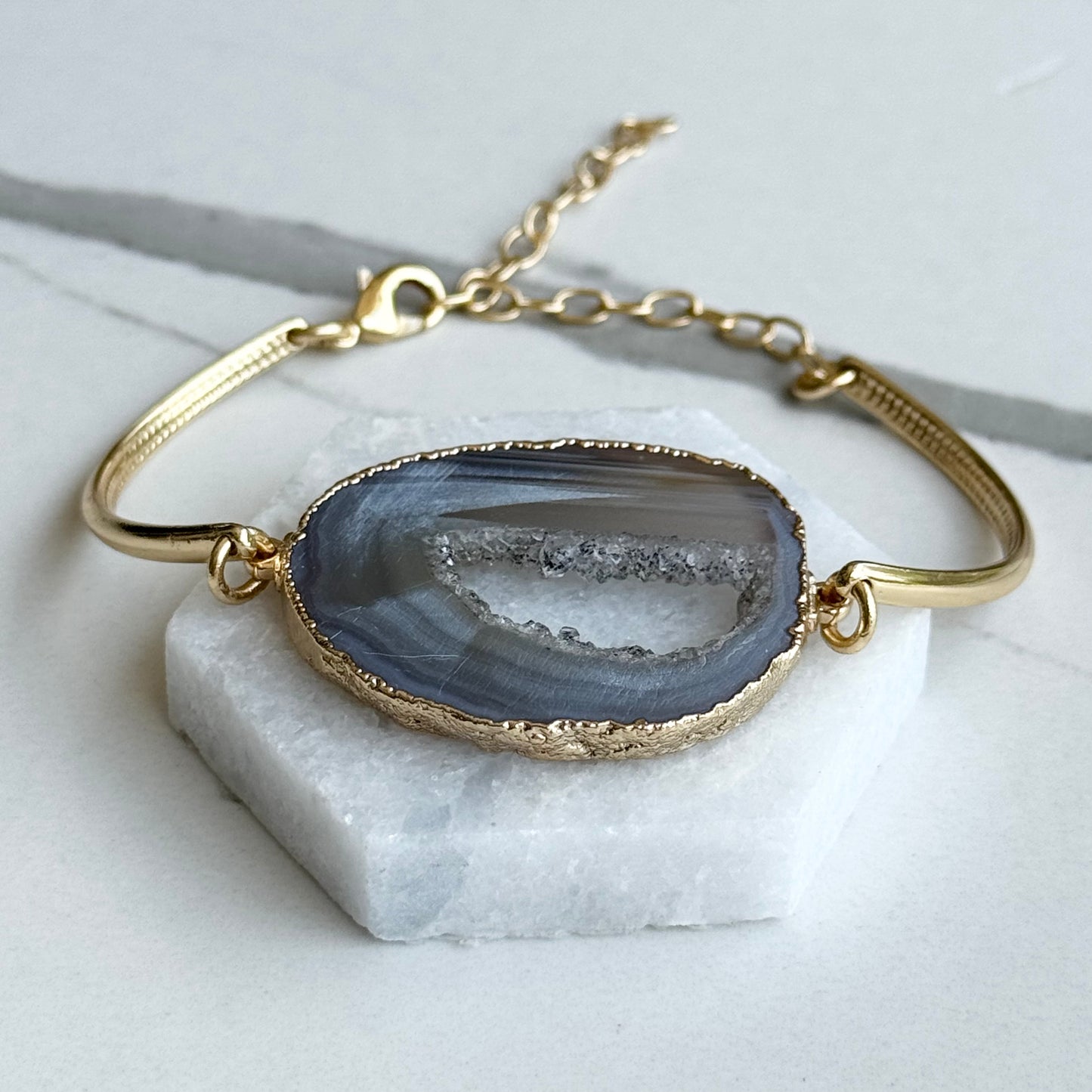 18K gold-plated bracelet with geode stone