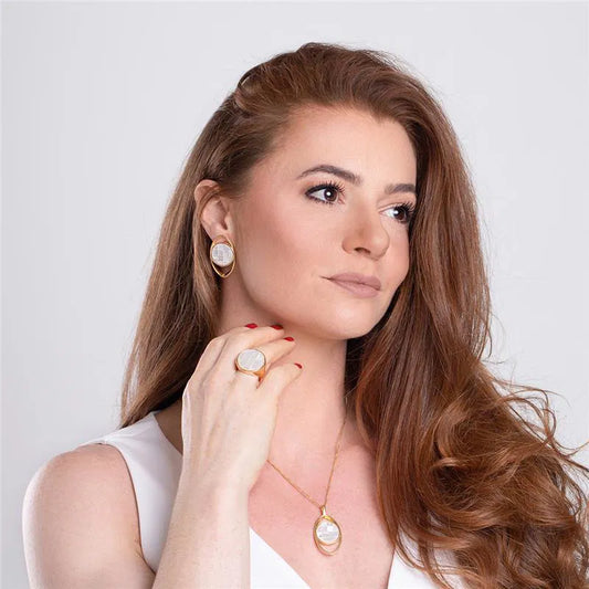 Mosaic Mother of Pearl Gold Ring – Elegant Statement Jewelry