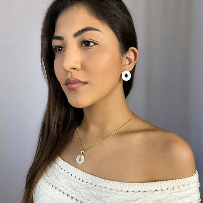 18K gold-plated set of earrings and necklace with mosaic mother of pearl gemstones