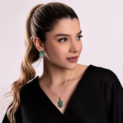 18K gold-plated set of earrings and necklace with emerald gemstones