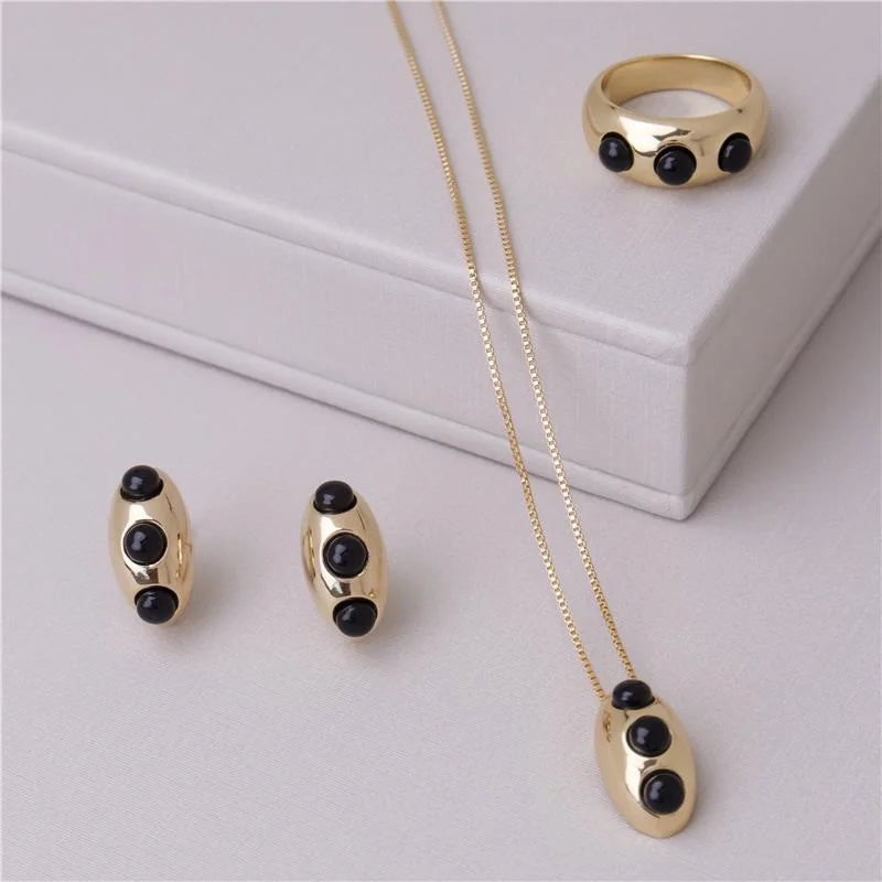 18K gold-plated set of earrings and necklace with black agate gemstones