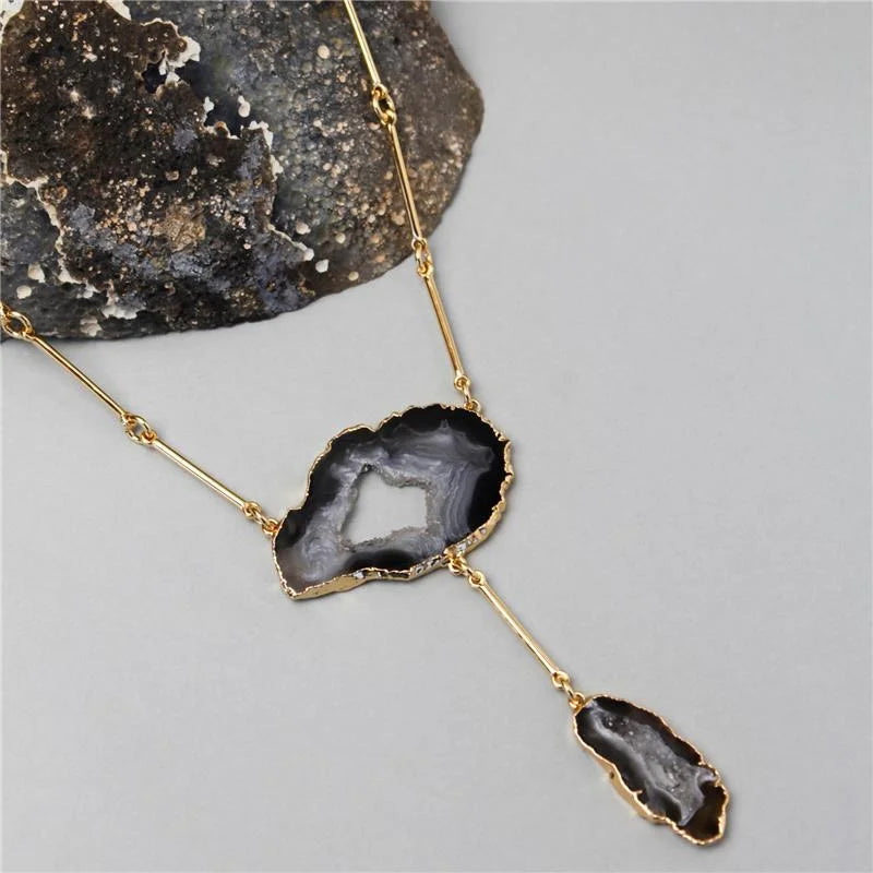 18K gold-plated necklace with natural geode gemstones