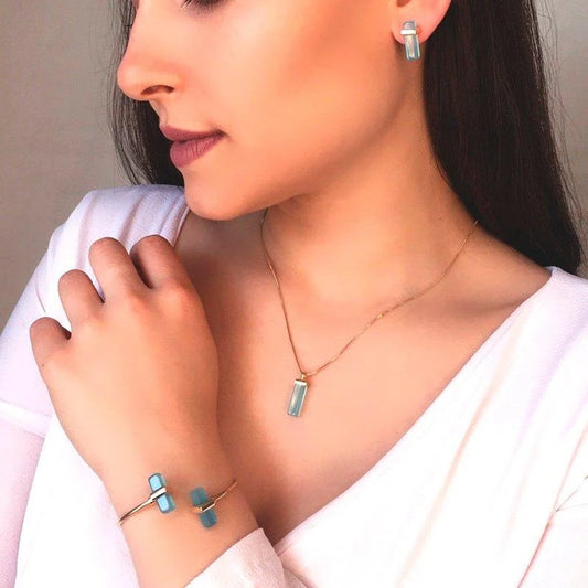 18K Gold-plated set featuring earrings and a pendant