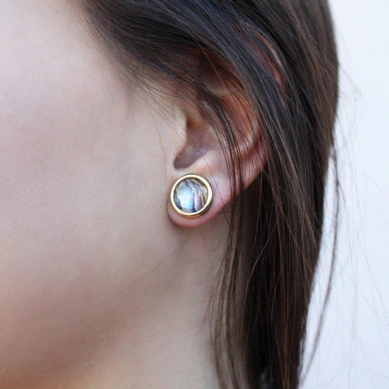 18K gold-plated stud earrings with abalone gemstone